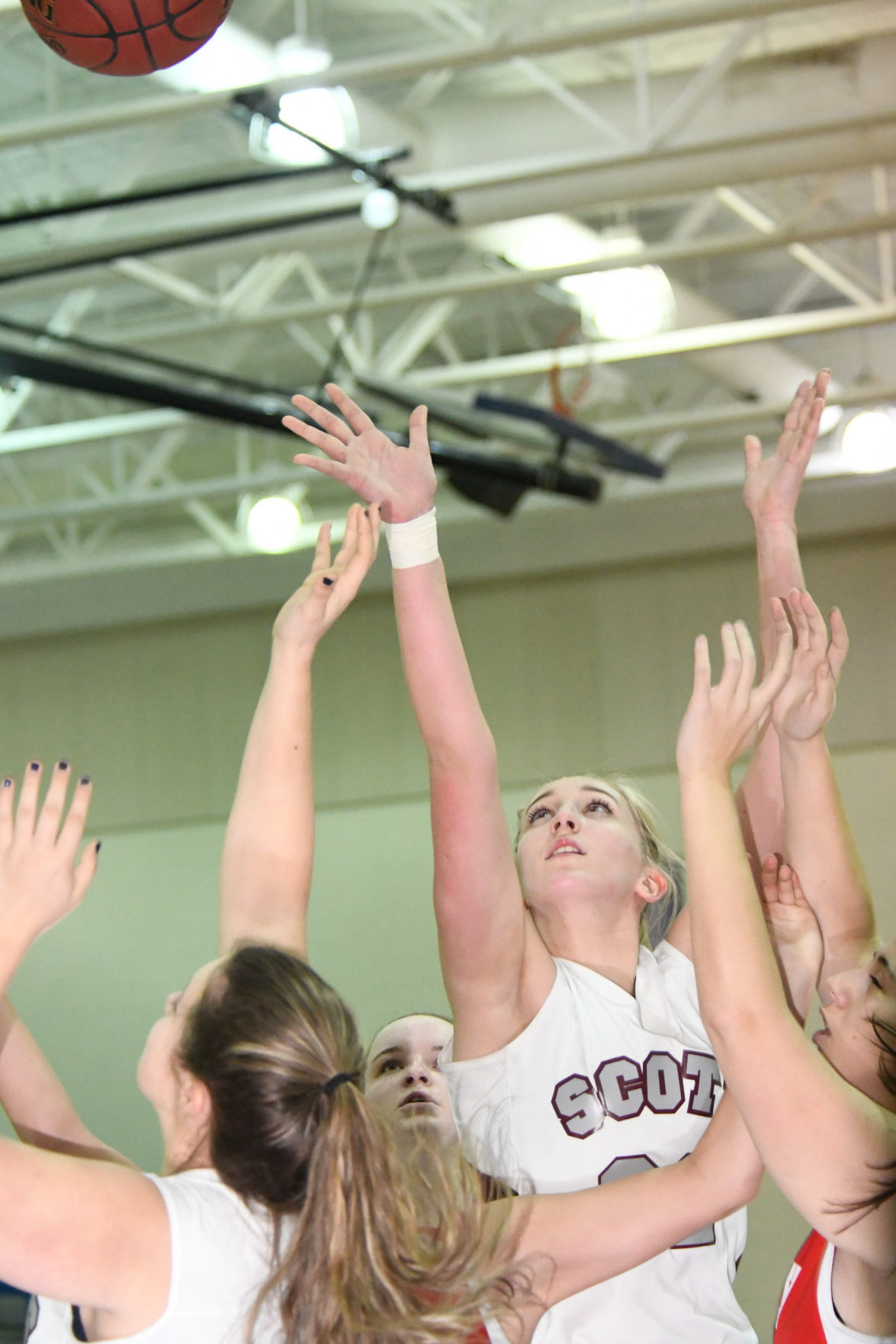Girls Basketballl